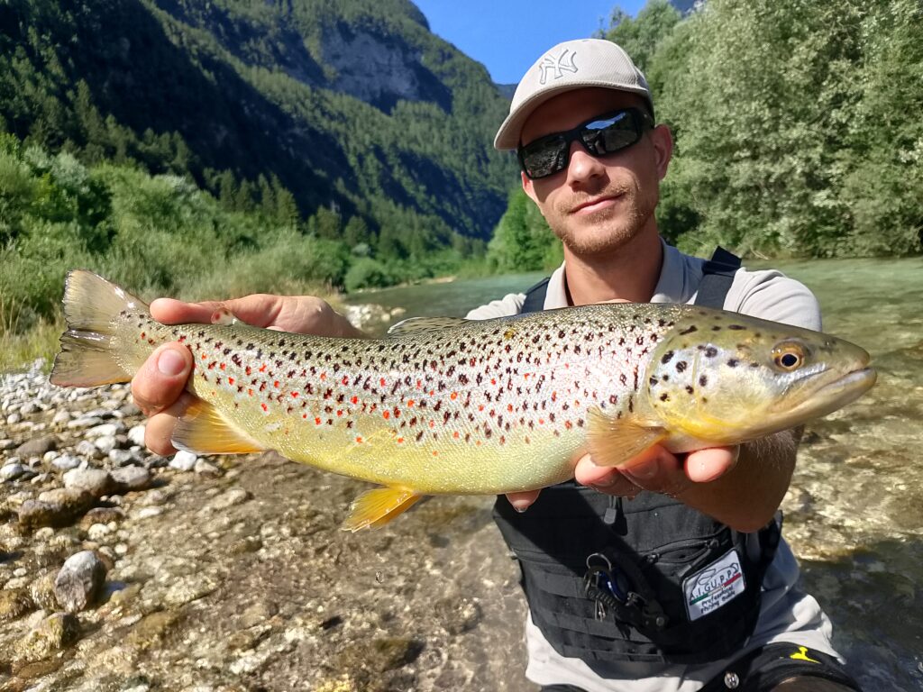 Samuel Favero — attività di guida di pesca