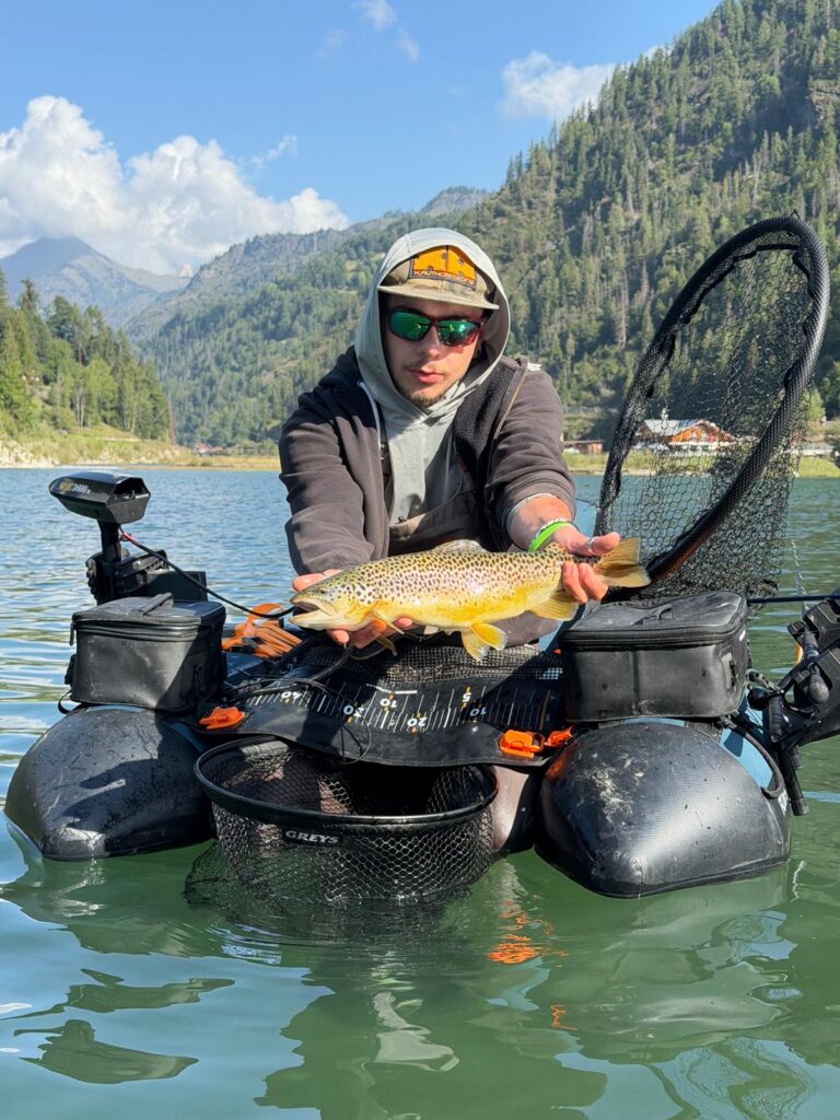 Giacomo Giacon — attività di guida di pesca